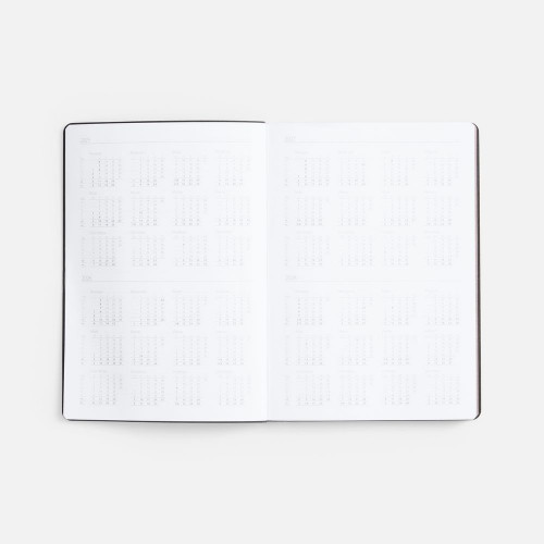 Ежедневник Nebraska Flex, недатированный, черный с золотистым